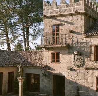 Bueu Villa | Idyllic Pazo en las Rías Bajas with Oceanfront Pool