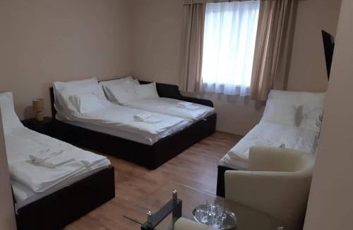 Nyirpazony Hotel | Discover Pazonyi Fogadó: Family-Friendly Stay with Dining