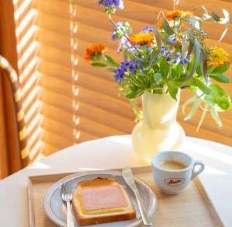 Gyeongju Hotel | Unique PBr7 Stay - Rated 10/10 with Hot Tub & Dining