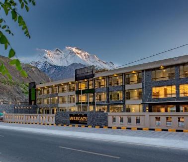 Hunza Hotel | Elegant PC Legacy Hunza: Pet-Friendly Retreat with Hot Tub