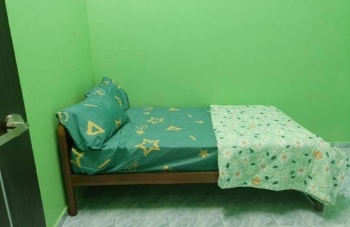 Keladong House | Budget-Friendly Family Stay at PCB Purple Guest House