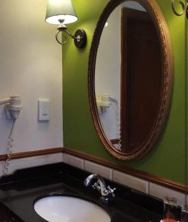 Kampung Mambau Apartment | Family-Friendly 5-Star Lexis Water Chalet Getaway