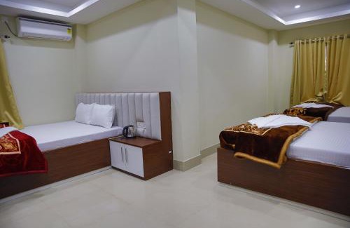 Sualkuchi House | Discover Peace and Bliss: Family-Friendly Guest House Stay