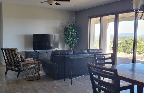 Williamson Other | Tranquil Prescott Ranch House with Spa and Hot Tub