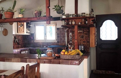 Saint-Jeannet House | Tranquil Retreat on the Côte d'Azur with Pet-Friendly Perks