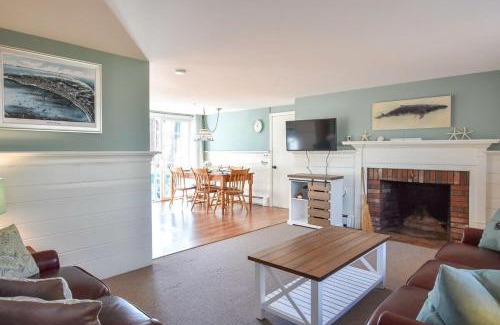 Wellfleet House | Relaxing Retreat with Pet-Friendly Amenities and a Back Deck