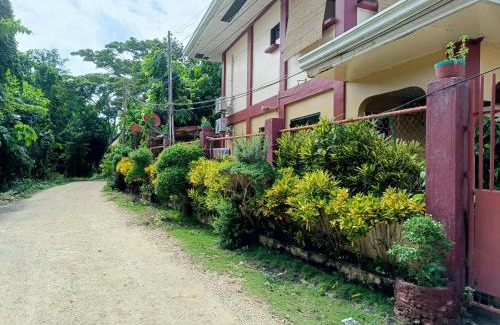 Tawala Apartment | Oceanfront Peace Lily Studio Apartments in Panglao