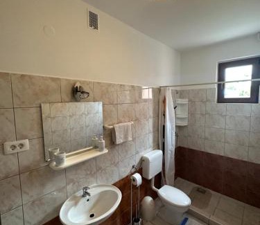Trinajstici Apartment | Peace Place: Family-Friendly Retreat with Great Reviews