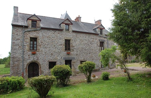 Comblessac House | Historic Retreat: Peace and Privacy in a Magical Setting
