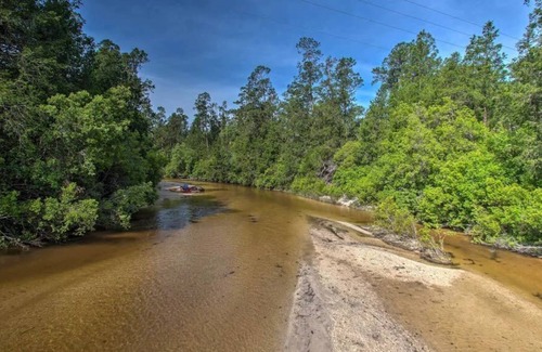 Milton House | Peace & Quiet! Horse Stables on Property, Pets Welcome!