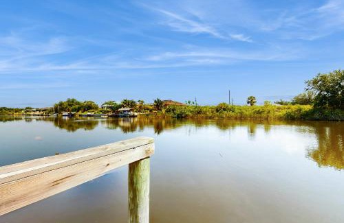 Harbour Heights House | Family-Friendly Retreat at Peace River Paradise Hotel