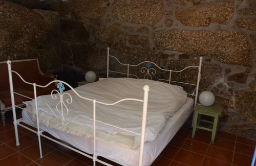 Oliveira do Hospital House | Tranquil Retreat: Privacy and Pool at Quinta do Vale
