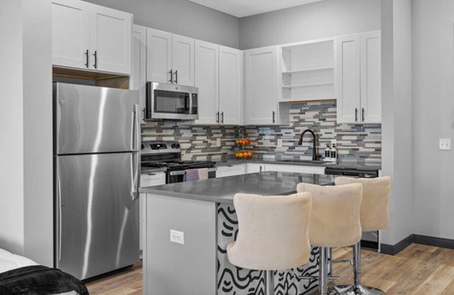South Nashville Apartment | Peaceful 1BR, 8min from Downtown – Sleeps 4!