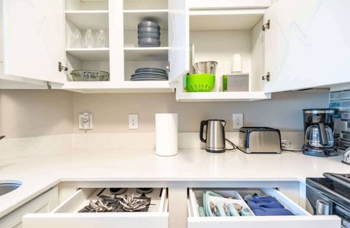 McNeil Apartment | Peaceful 1BR King Suite | Pool, Parking + Gym 02