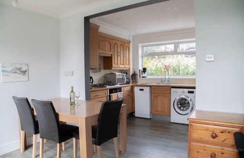 Woodingdean House | Tranquil 2 Bedroom House with Free Parking & Sea Views