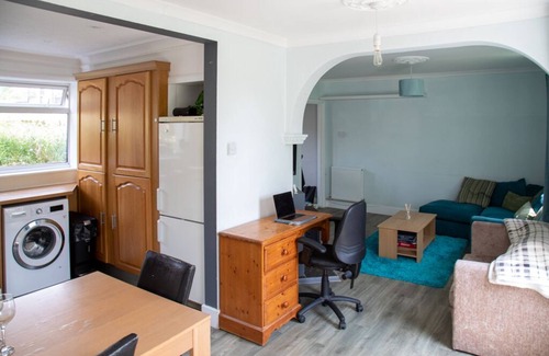 Woodingdean House | Tranquil 2 Bedroom House with Free Parking & Sea Views
