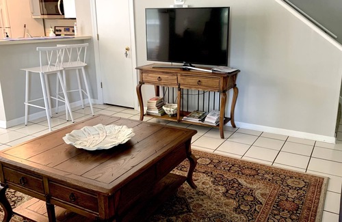 Mount Pleasant House | Serene 3 BR Cottage Near Beaches and Historic Charleston