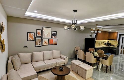 Shimla Condo | Peaceful 3BHK condo with Open Balcony
