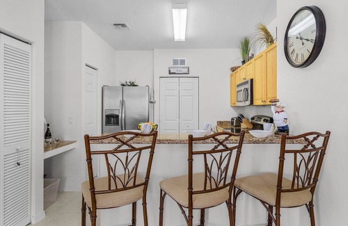 Diplomat Condo | Peaceful and Relaxing Community - Peace of Cape - Roelens