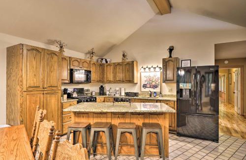 Rising Fawn House | Tranquil Retreat with Private Fire Pit - Rated 9.6/10!