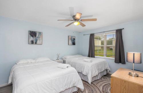 Iowa Apartment | Relaxing Apartment Retreat in Iowa, LA for Families