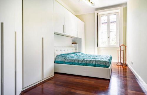Porta Venezia Apartment | Tranquil Apartment in Porta Venezia - 4-Star Family Haven