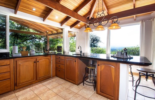Garabito House | Tranquil Villa Retreat with Private Pool in Atenas Hills