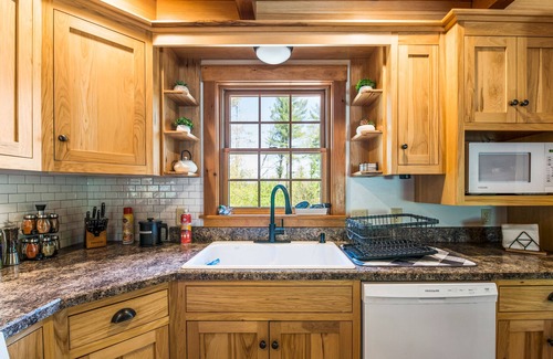 Guild Cabin | Tranquil Cabin Retreat with Patio & Firepit near Lake Sunapee