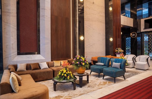 Sanwer Apartment | Peaceful celebrity resort near Mahakal Mandir in Indore Ujjain Highway.