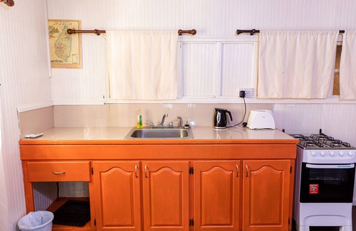 Ciceron Cottage | Serene Cottage in Marigot Bay, Steps from the Beach