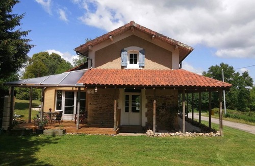 Rancon Cottage | Serene Cottage Retreat in the Heart of Limousin Countryside
