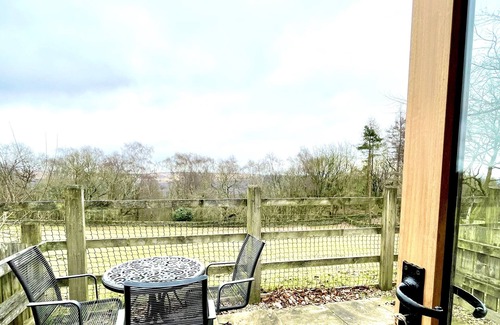 Litton Cottage | Tranquil Cottage Retreat in Peak District with Breakfast