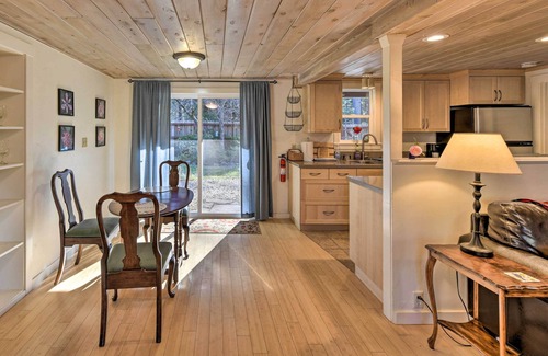 Cedar Ridge Cottage | Tranquil Grass Valley Cottage with BBQ Grill & Yard