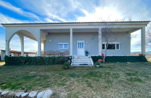 Ampelokipi House | Scenic Cottage with Panoramic Views & Family-Friendly Amenities