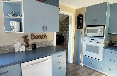 Tacoma Cottage | Tranquil Dash Point Cottage with Ocean and Mountain Views