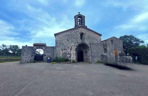 Saint-Gineis-en-Coiron House | Peaceful countryside