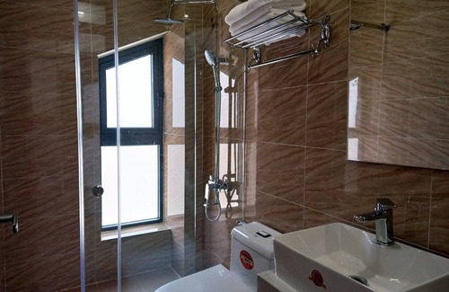 Phuong Villa | Bright and Tranquil Retreat with Spa and Hot Tub Access