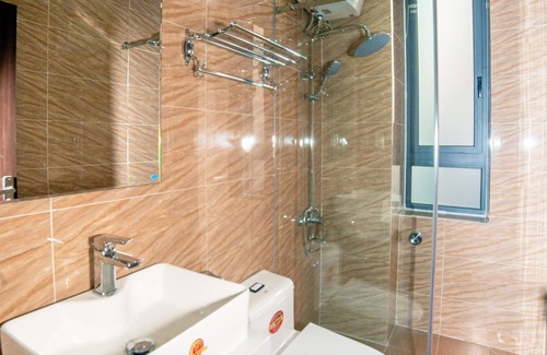 Phuong Villa | Bright and Tranquil Retreat with Spa and Hot Tub Access