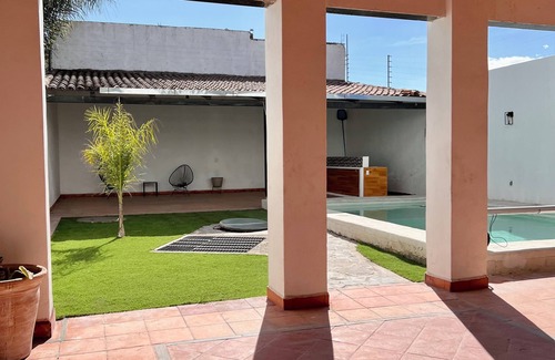 San Isidro Mazatepec House | Peaceful Getaway with Heated Pool and Private Studio Near GDL with WiFi, AC
