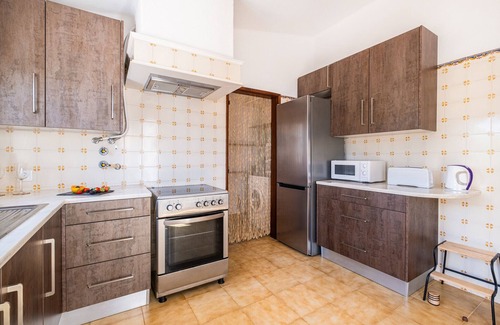 Monte Raposo Villa | Idyllic Countryside Villa with Pool and Ocean Views