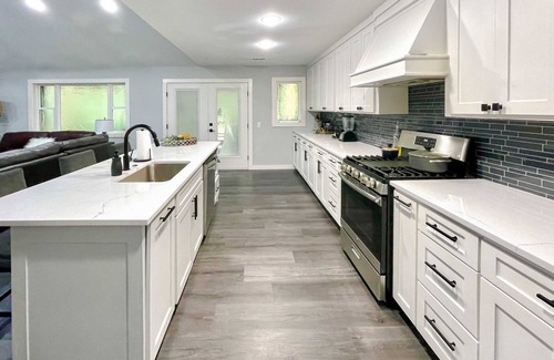 Fayetteville House | Pet-Friendly Home Near University of Arkansas - Rated 10/10