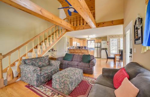 Guntersville House | Tranquil Guntersville Cabin with Fire Pit, Ideal for Families