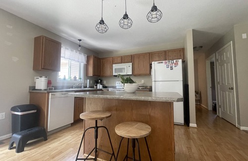Roscommon Ski Chalet | Tranquil Retreat: New Listing for Family-Friendly Getaway