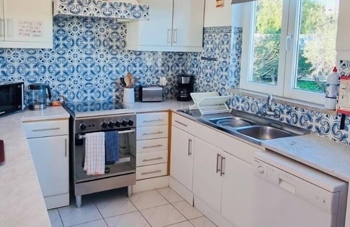 Falfeira Villa | Tranquil Hillside Villa with Ocean Views and Heated Pool