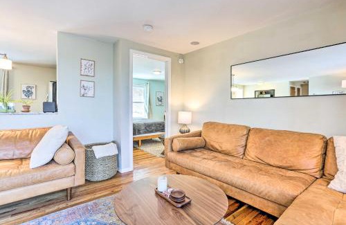 Ringwood House | Relaxing Space with Deck for Families and Pets