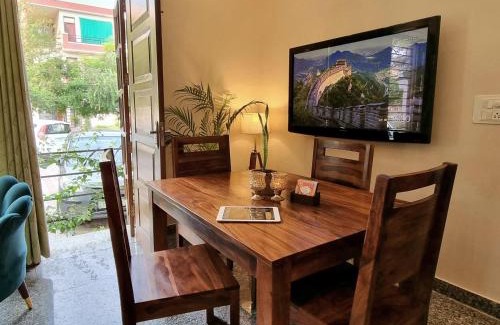 Mohali Villa | Inviting Home2 Stay by Six Lane: 4-Star Pet-Friendly Retreat