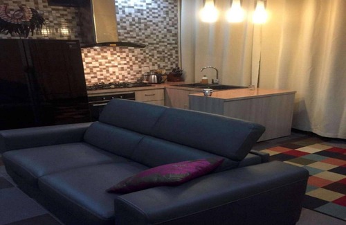 Tuk Tuk Villa | Tranquil Lake Retreat Near the Villa for Your Getaway