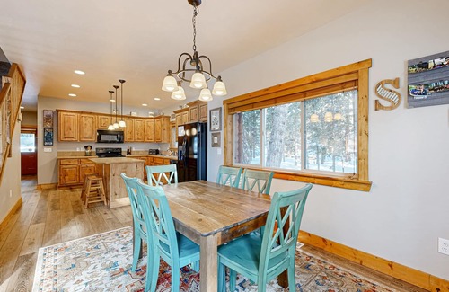 McCall Cabin | Serene Log Cabin with Firepit, Deck & Forest Views