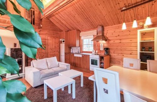 Klaukkala House | Inviting Log Cabin Retreat with Hot Tub & Pet-Friendly Comfort