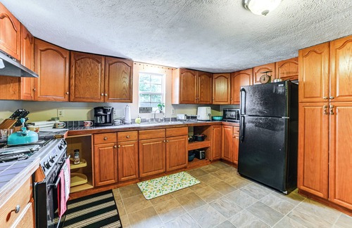 McEwen House | Peaceful McEwen Home w/Spacious Yard!